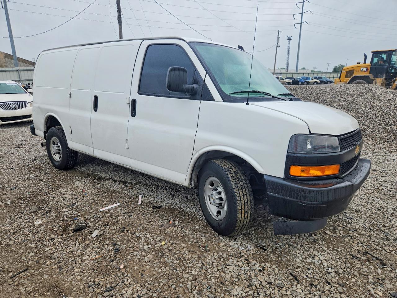 2020 CHEVROLET EXPRESS G2500 — снимка 4