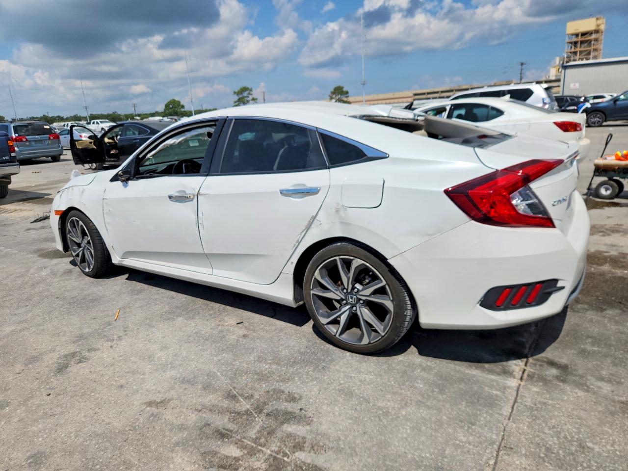 2020 HONDA CIVIC TOURING — снимка 2