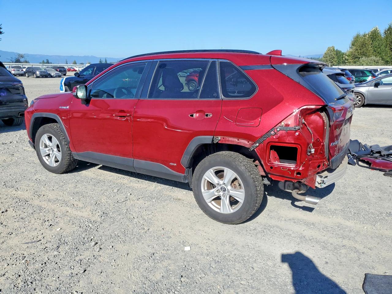 2019 TOYOTA RAV4 LE — снимка 2