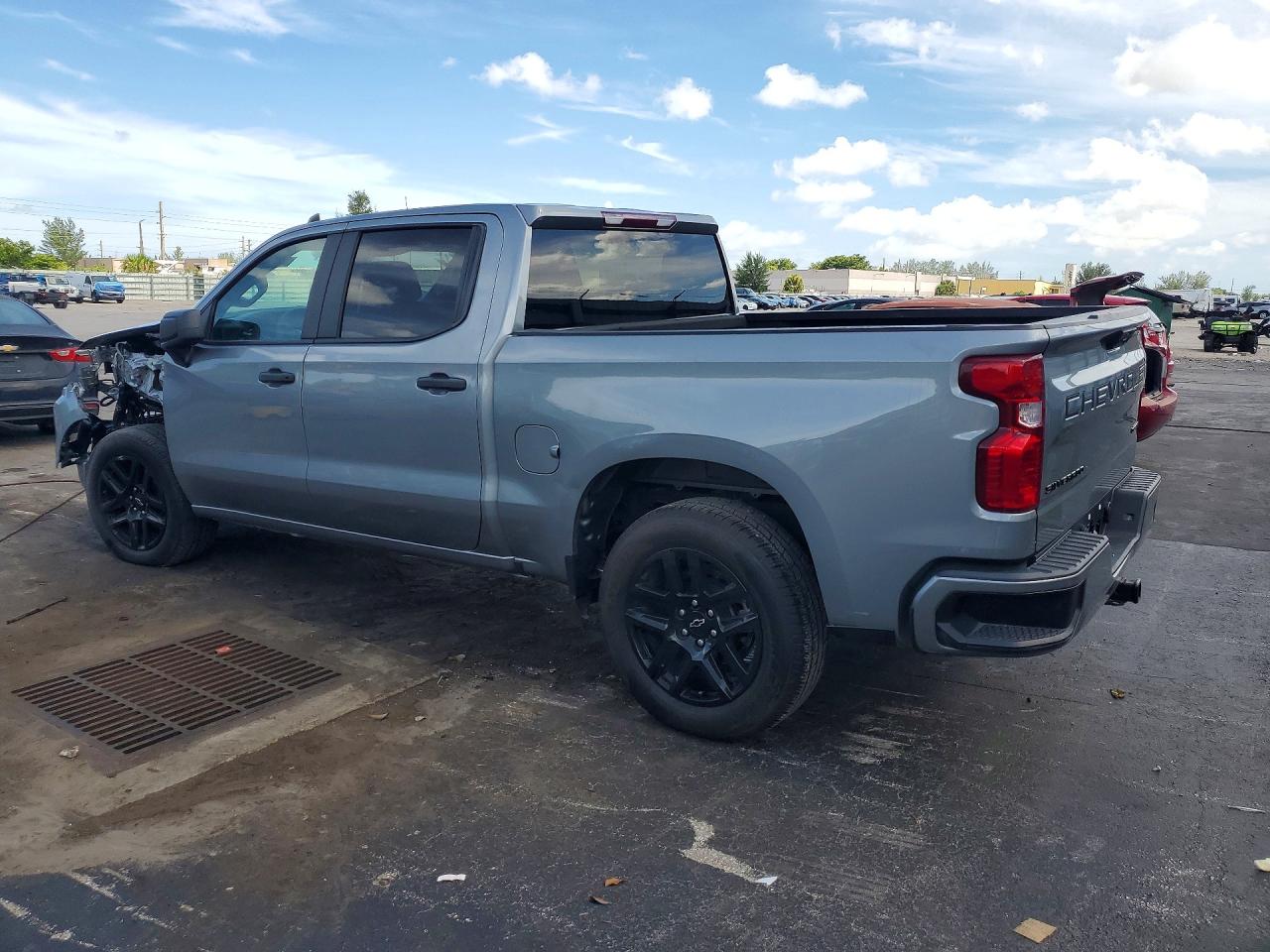 2024 CHEVROLET SILVERADO C1500 CUSTOM — снимка 2