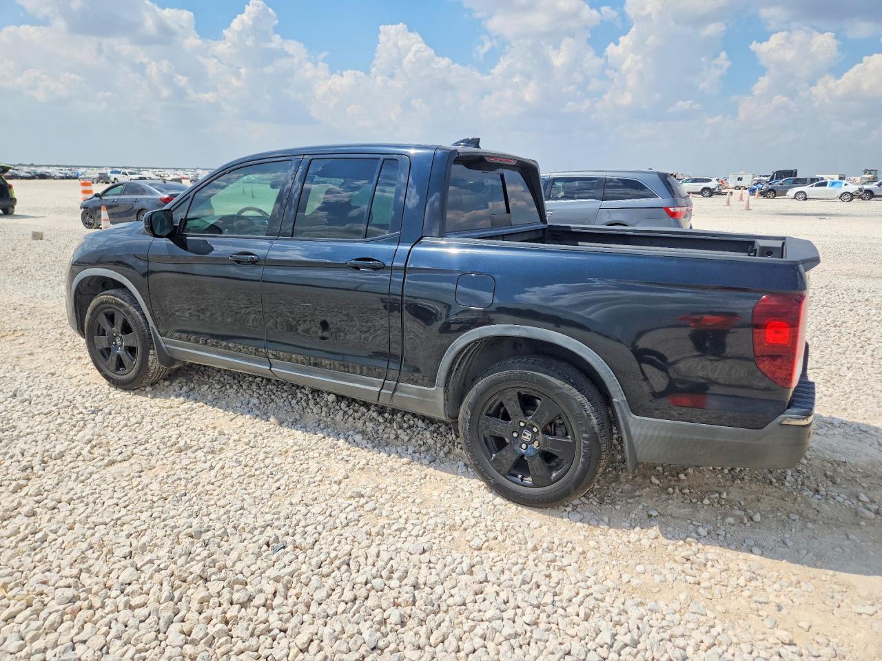 2019 HONDA RIDGELINE BLACK EDITION — снимка 2