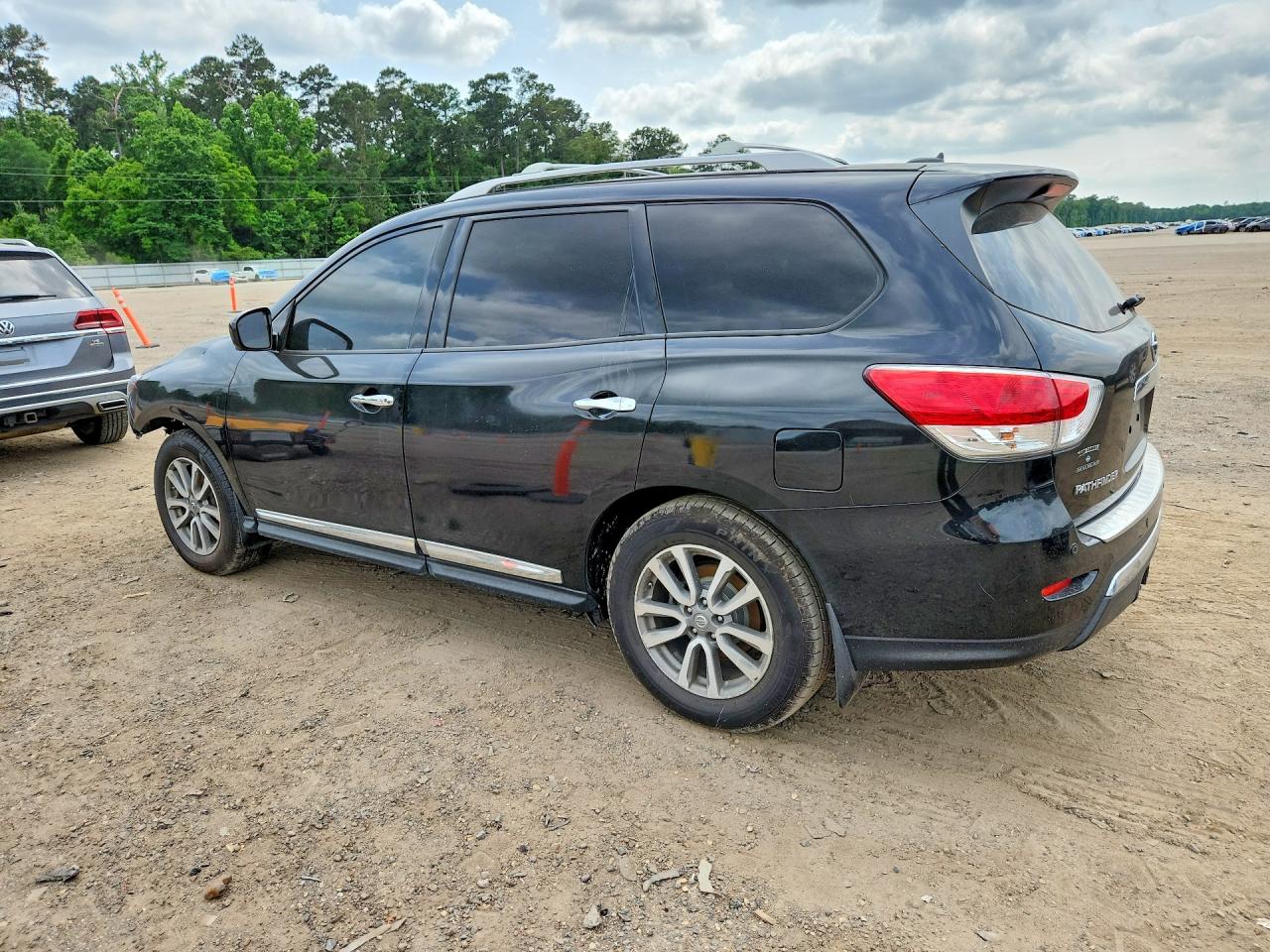 2016 NISSAN PATHFINDER SL — снимка 2
