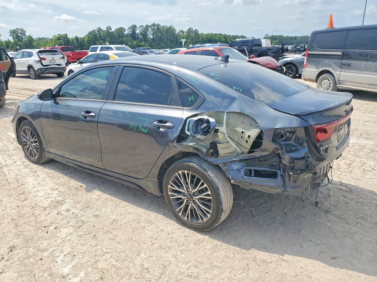 2024 KIA FORTE GT LINE — снимка 2