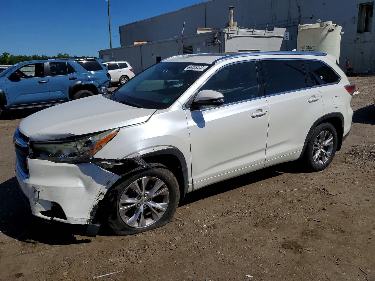 2015 TOYOTA HIGHLANDER XLE
