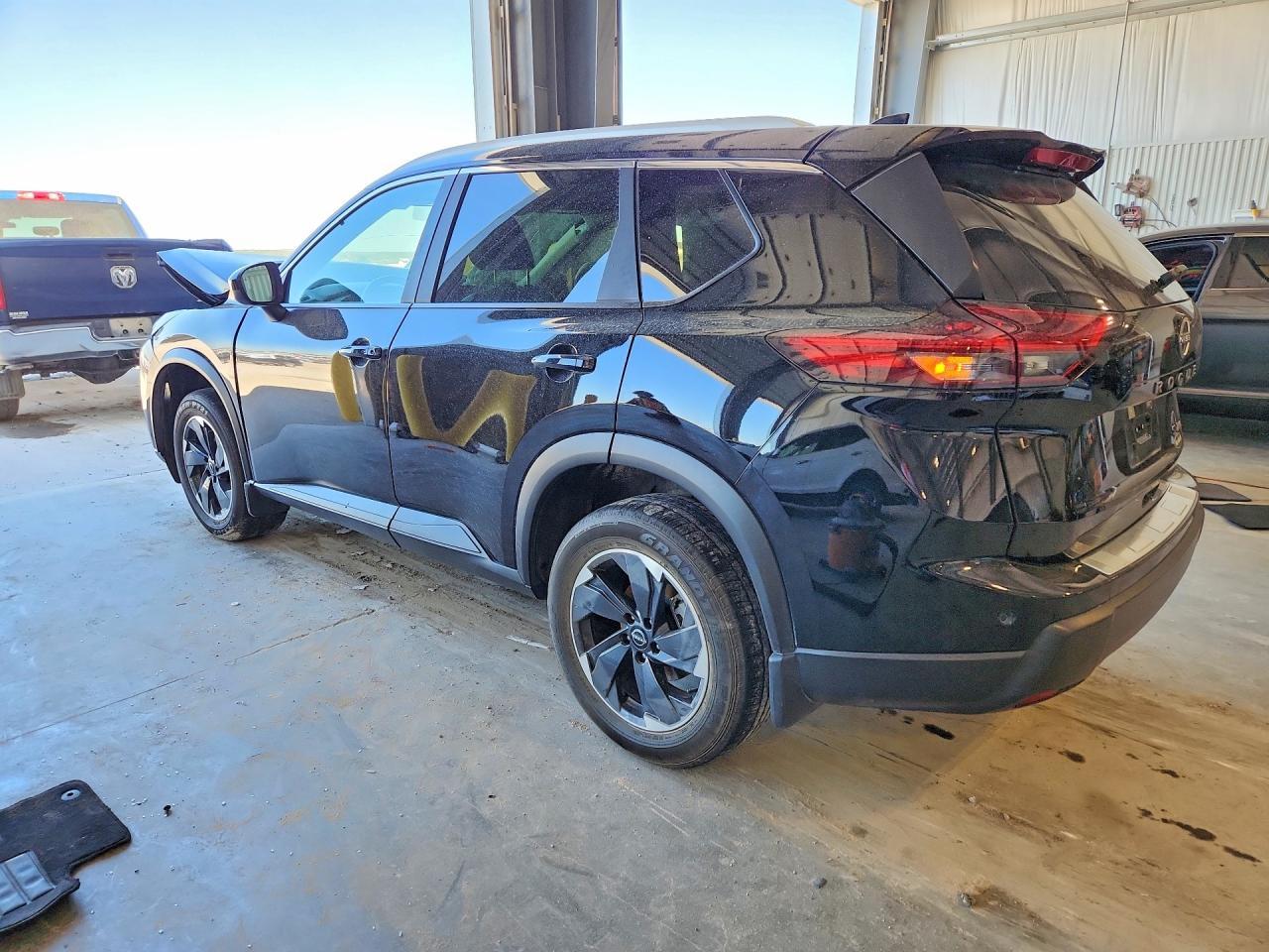 2024 NISSAN ROGUE SV — снимка 2