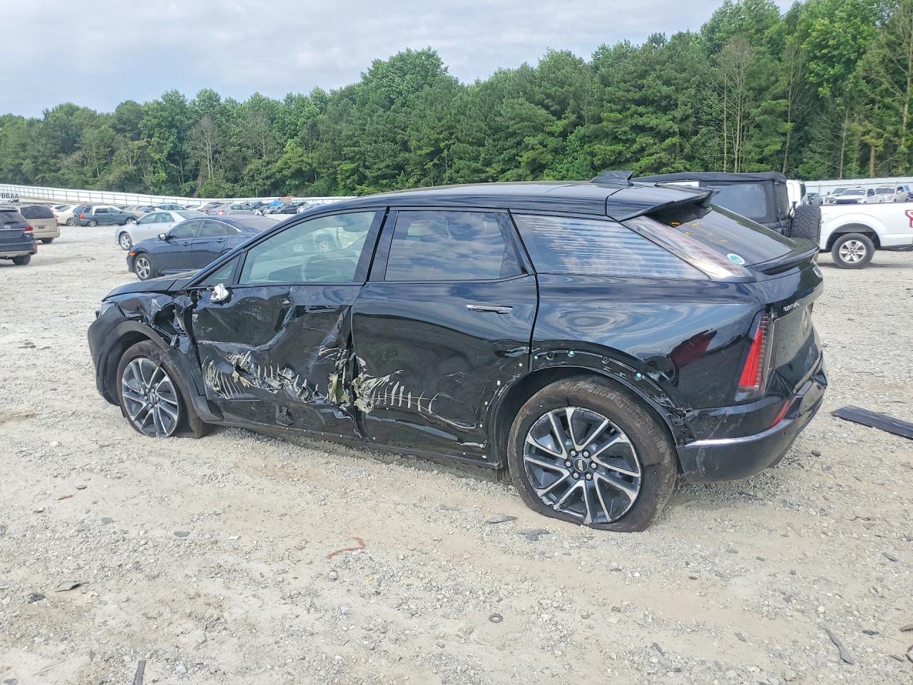 2025 CADILLAC OPTIQ SPORT — снимка 2