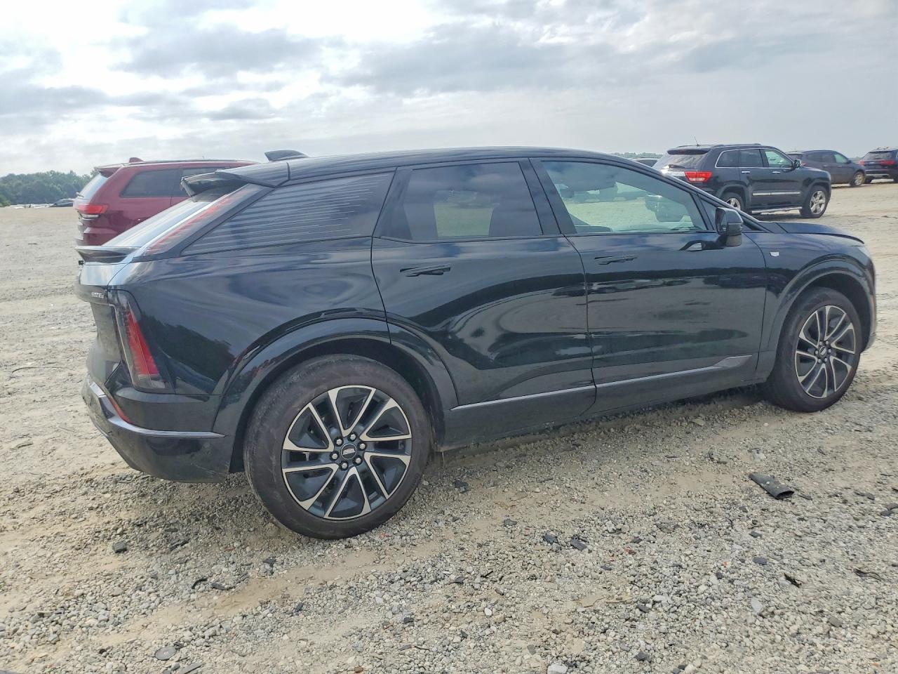 2025 CADILLAC OPTIQ SPORT — снимка 3