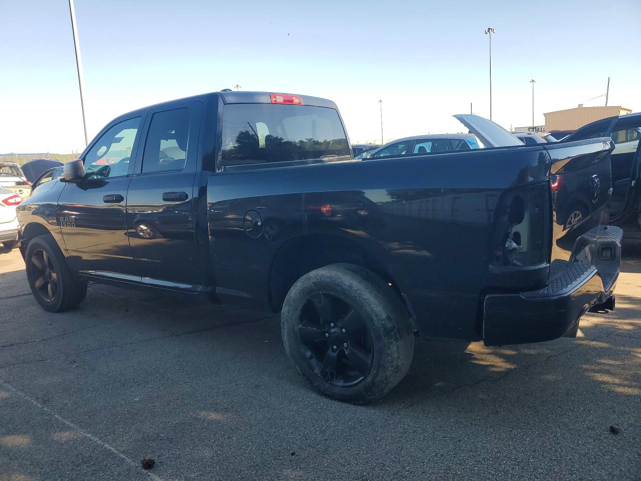 2018 RAM 1500 ST — снимка 2