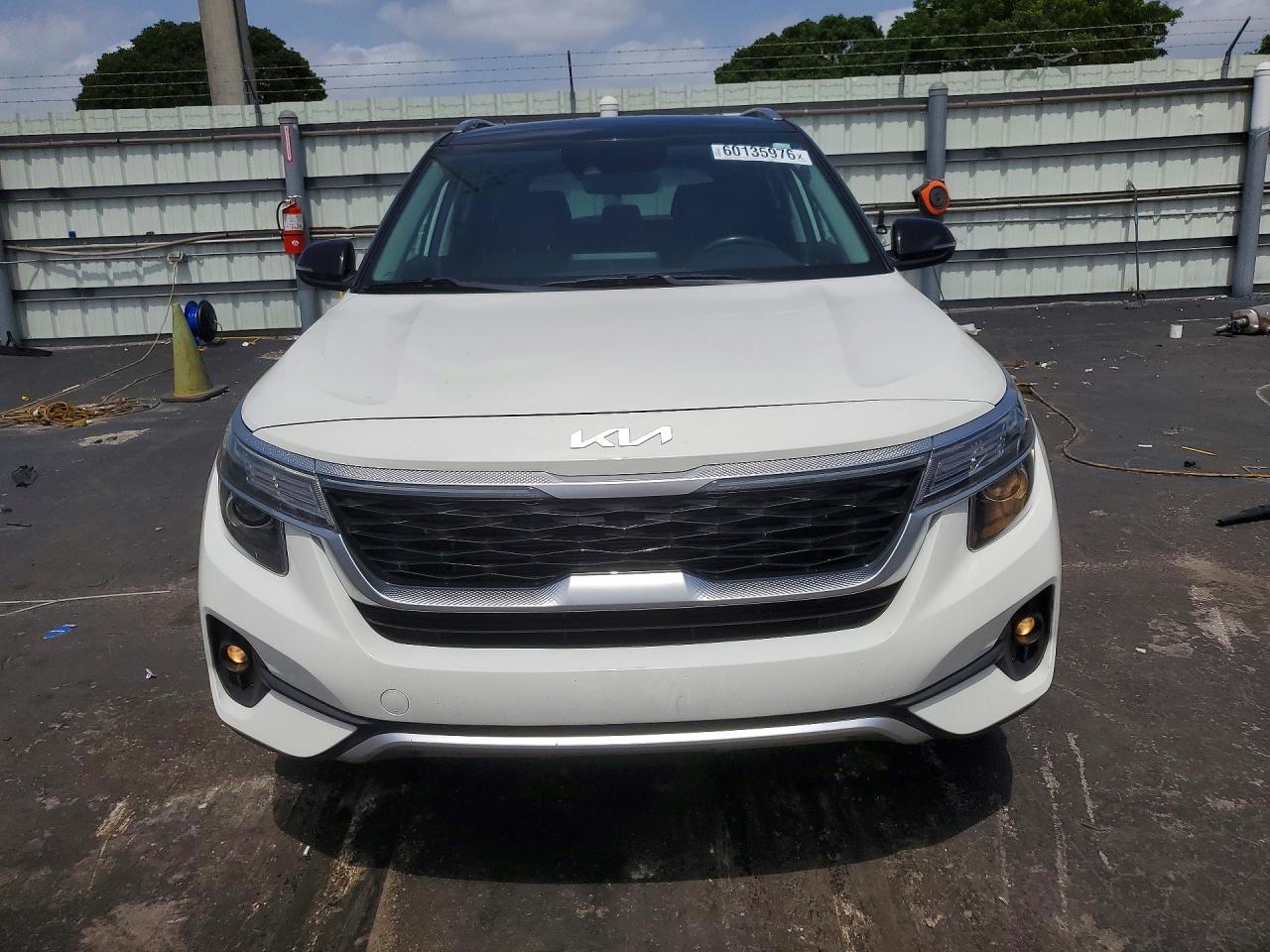 2023 KIA SELTOS S — снимка 5