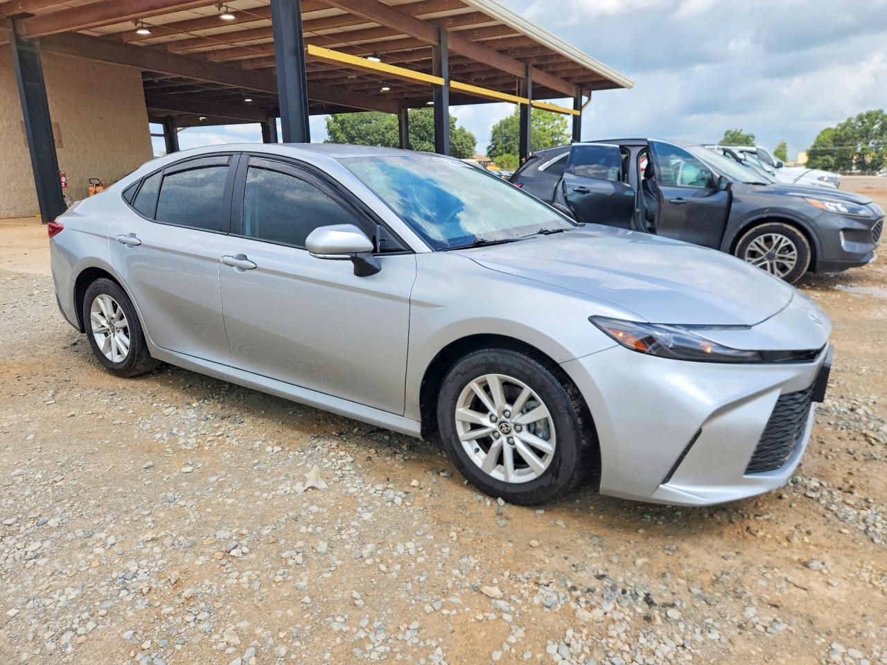 2025 TOYOTA CAMRY LE — снимка 4