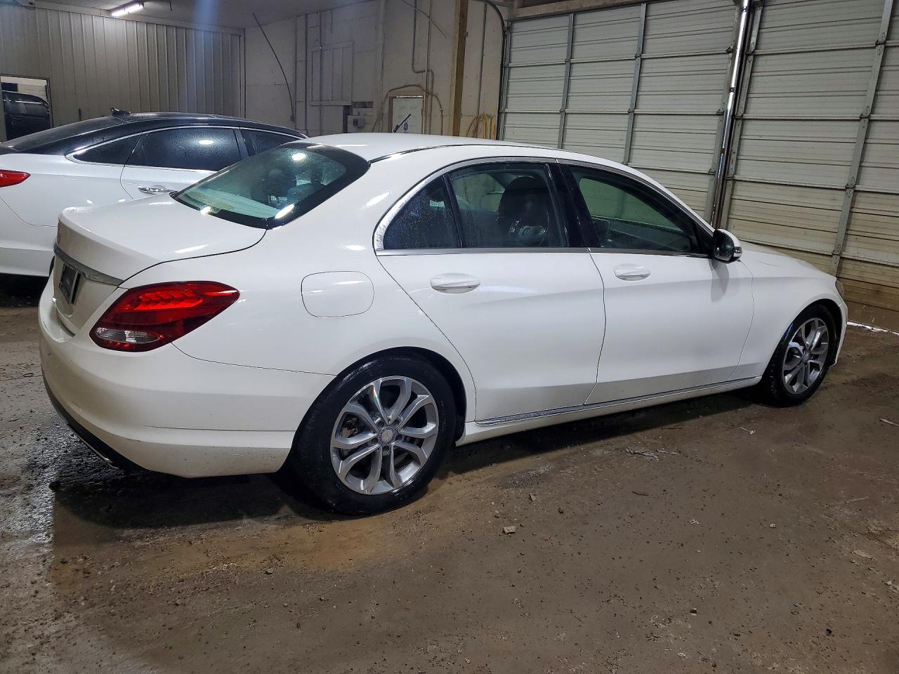 2016 MERCEDES-BENZ C 300 — снимка 3