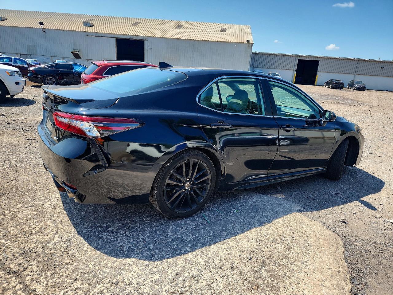 2022 TOYOTA CAMRY XSE — снимка 3