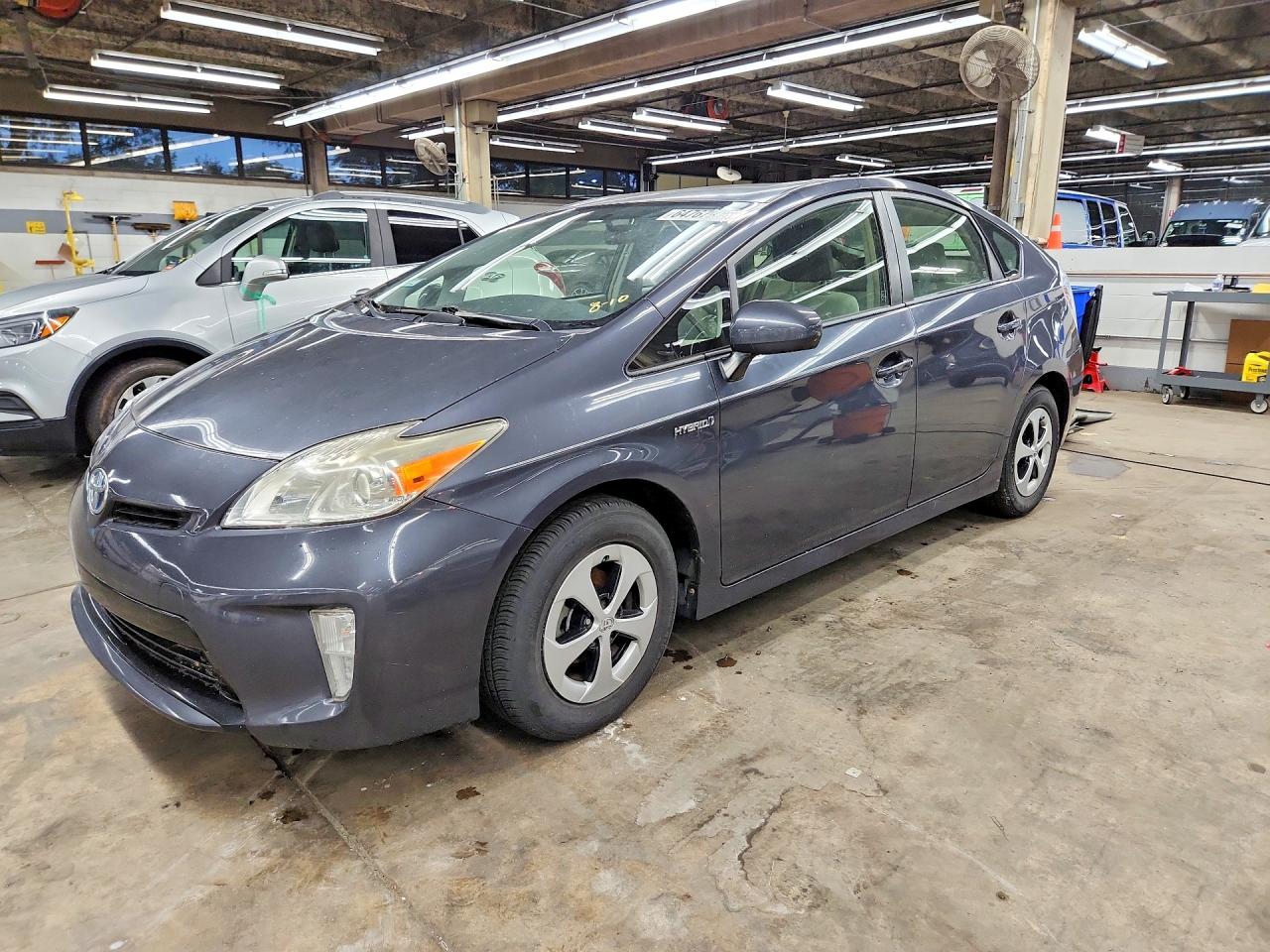2015 TOYOTA PRIUS TWO