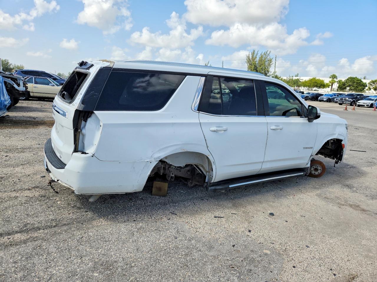 2022 CHEVROLET TAHOE C1500 LT — снимка 3