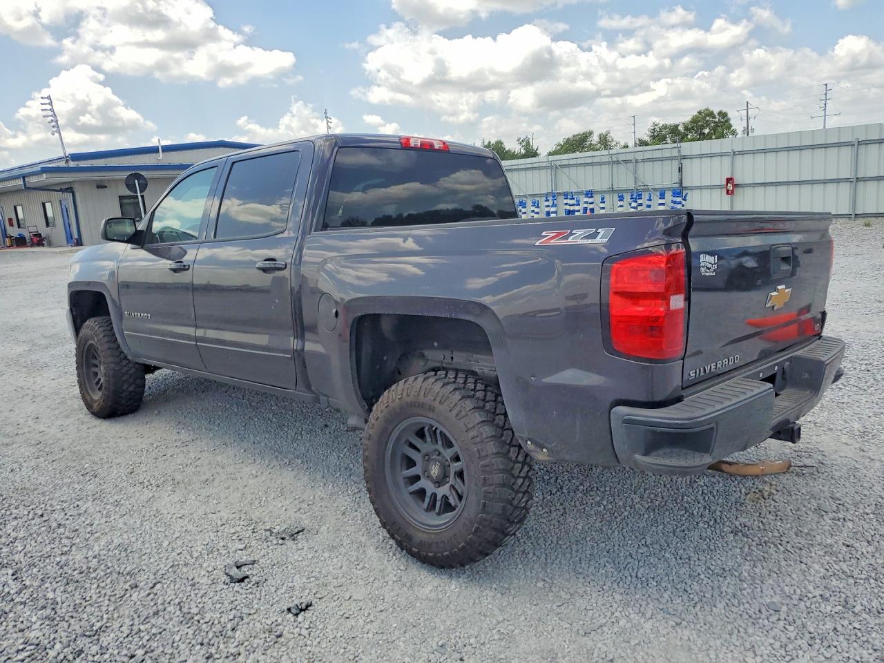 2016 CHEVROLET SILVERADO K1500 LT — снимка 2