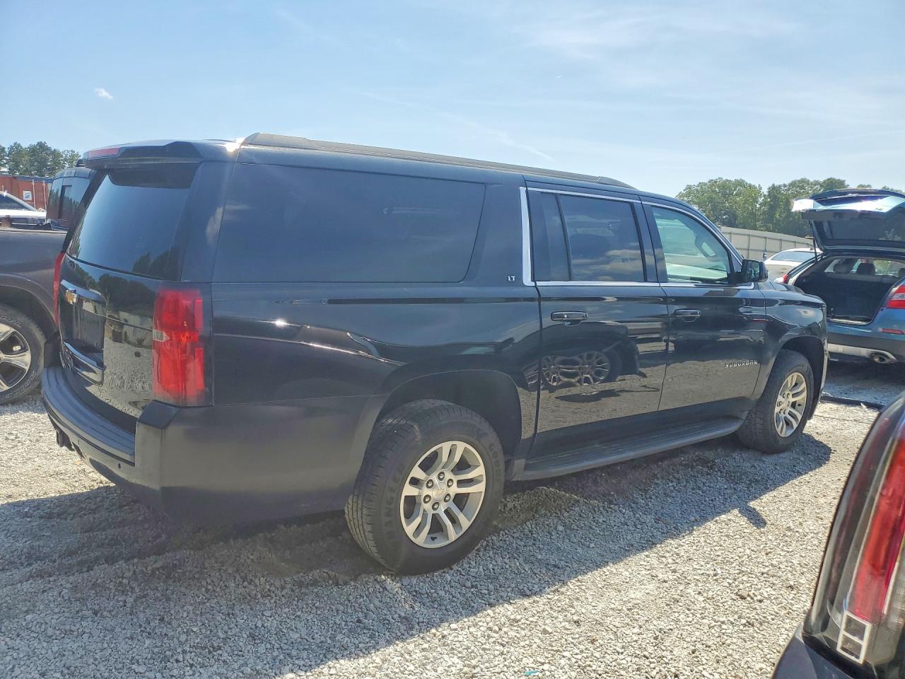 2018 CHEVROLET SUBURBAN C1500 LT — снимка 3