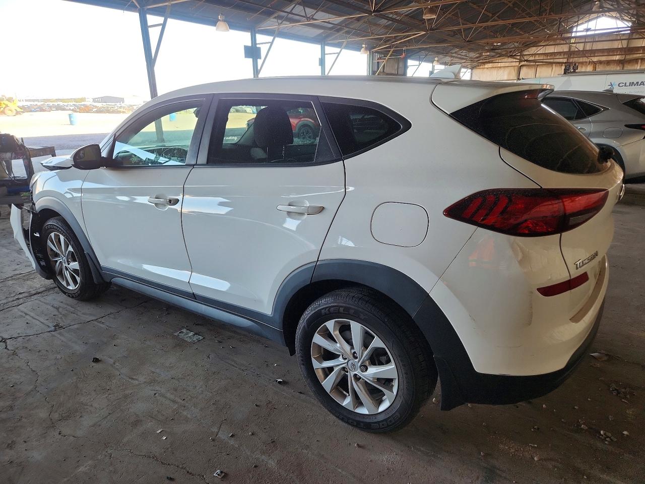 2019 HYUNDAI TUCSON SE — снимка 2