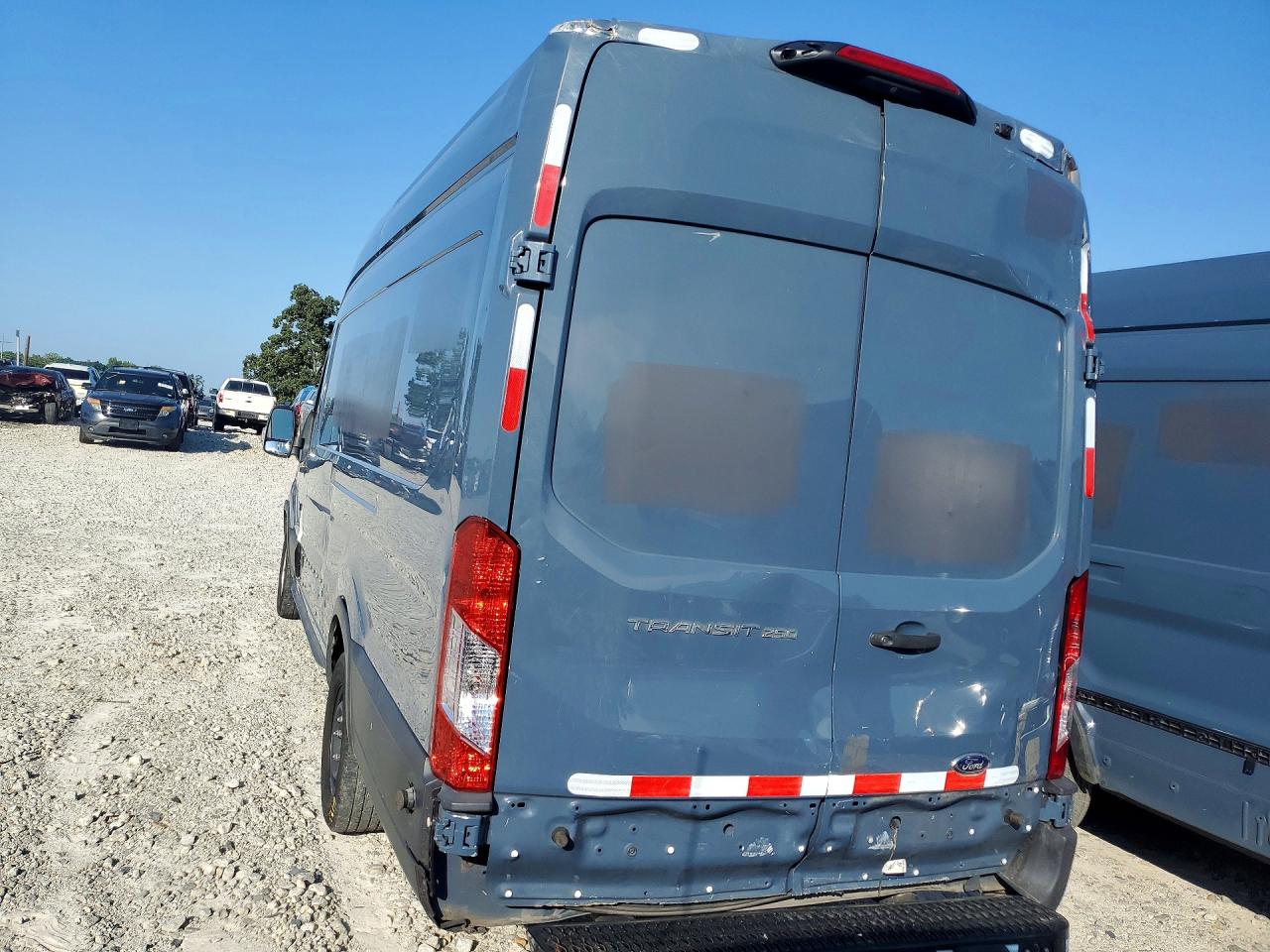 2020 FORD TRANSIT T-250 — снимка 2