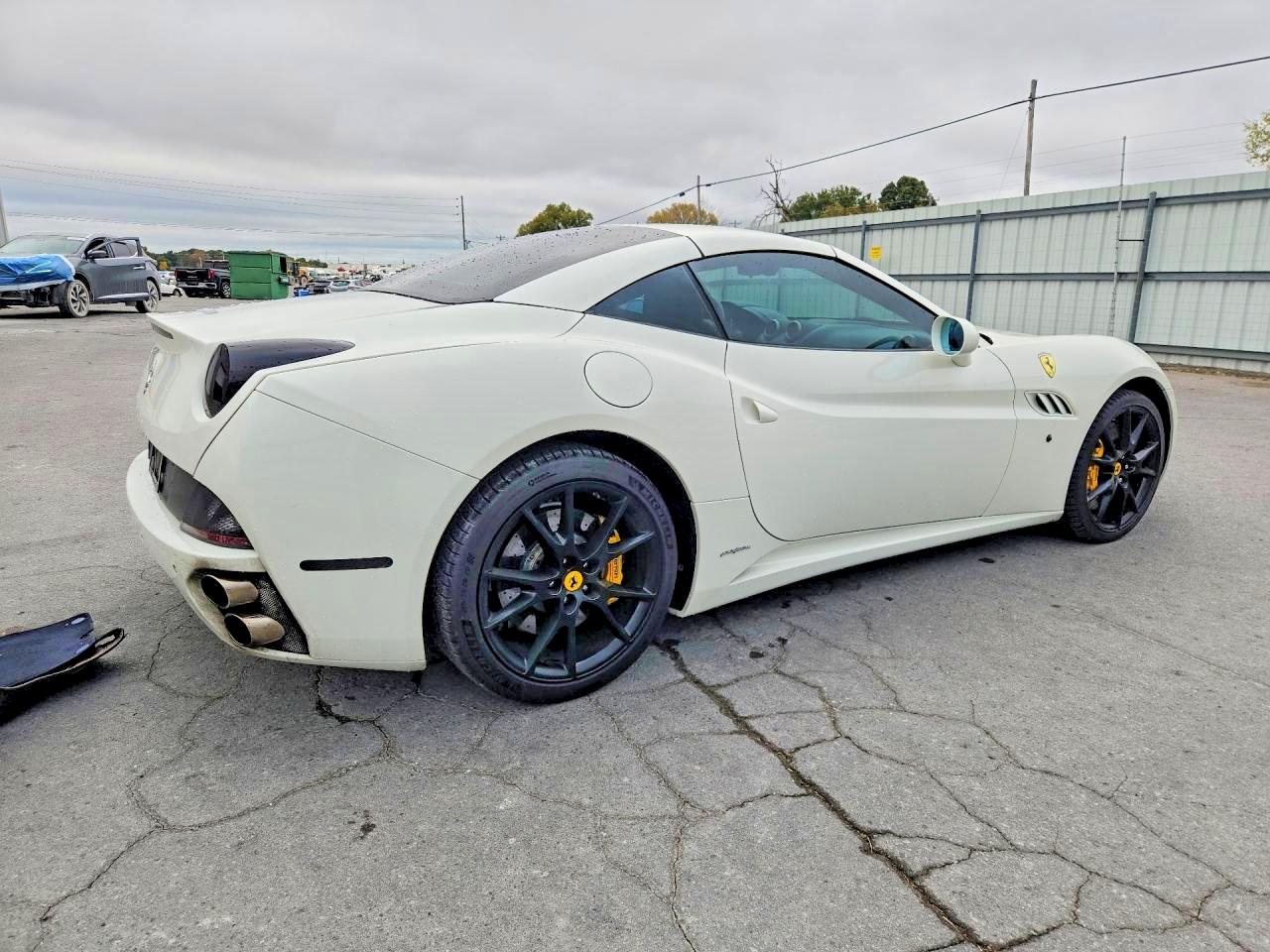 2013 FERRARI CALIFORNIA — photo 3