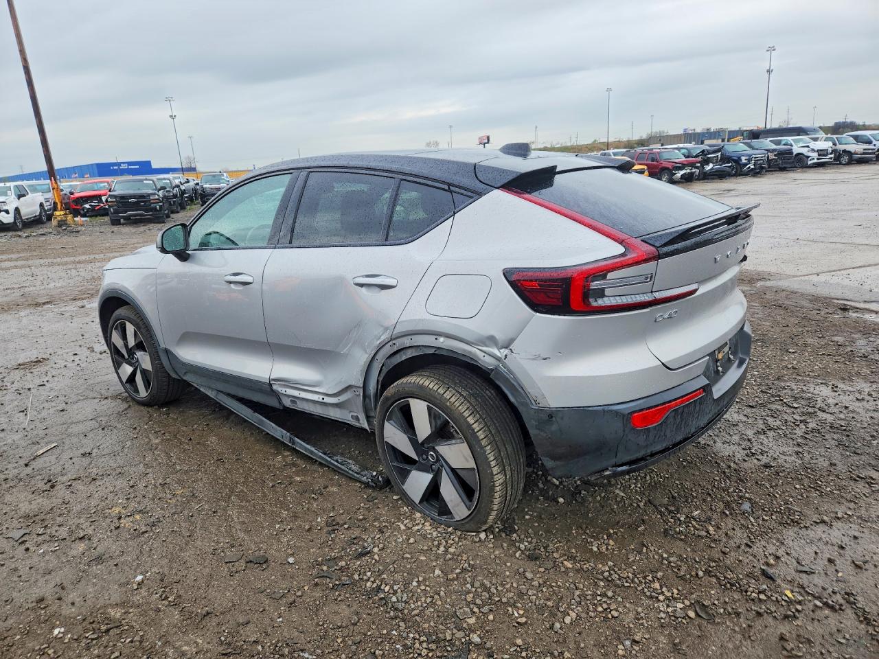2022 VOLVO C40 P8 RECHARGE ULTIMATE — снимка 2