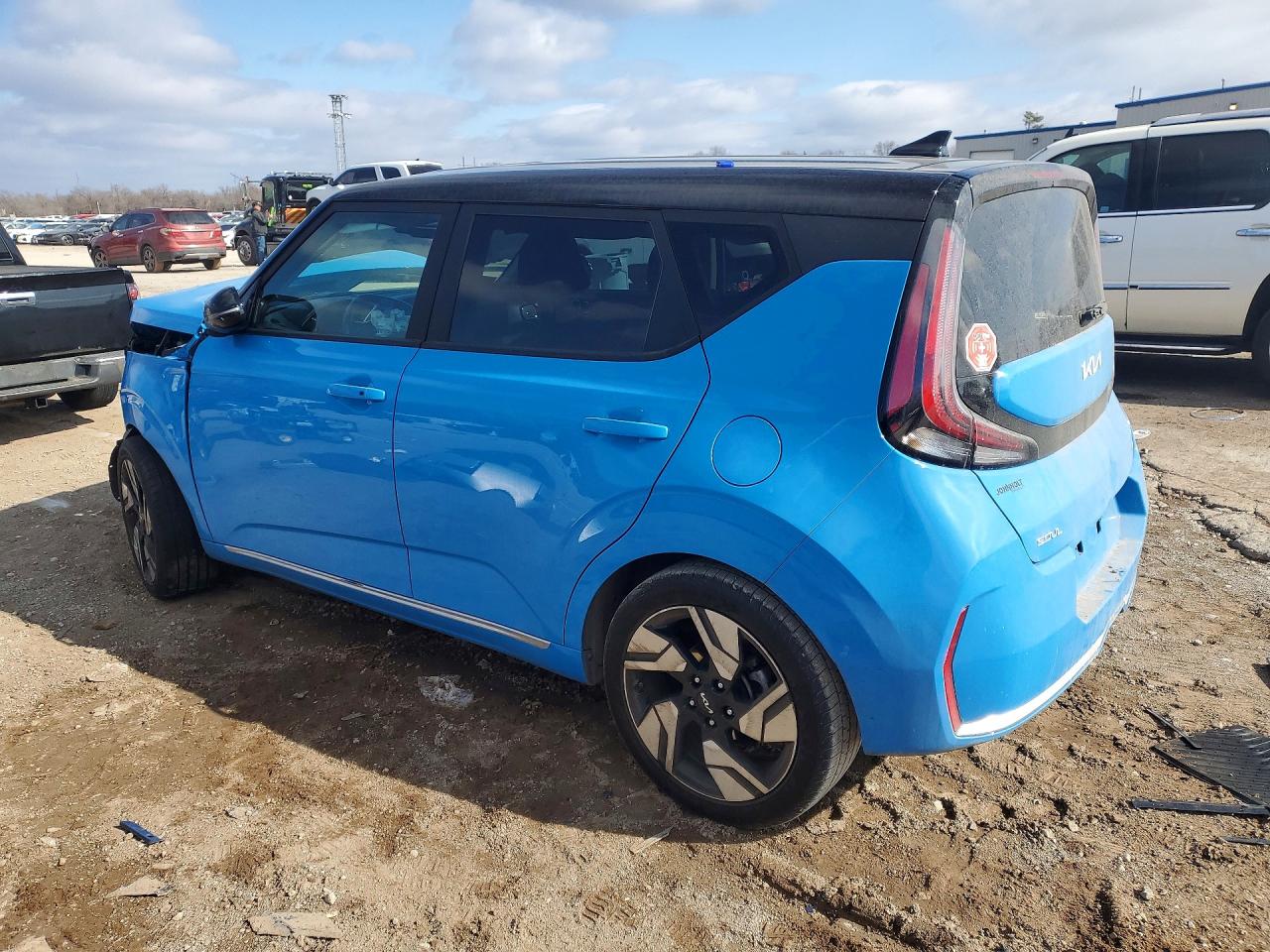2023 KIA SOUL GT LINE — снимка 2