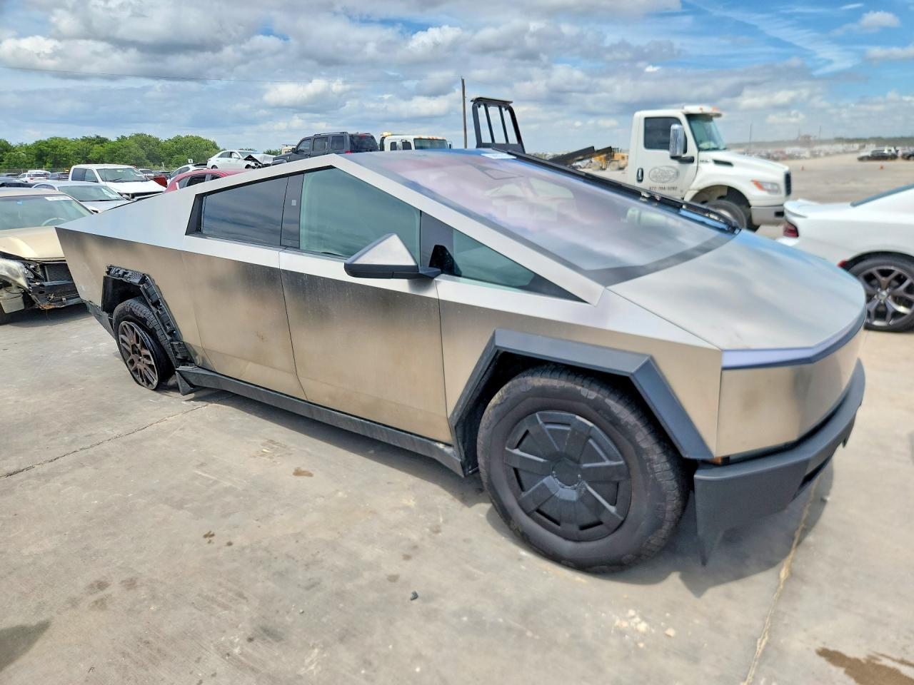 2024 TESLA CYBERTRUCK — снимка 4