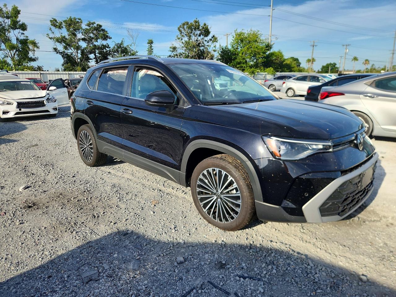 2025 VOLKSWAGEN TAOS SE — снимка 4