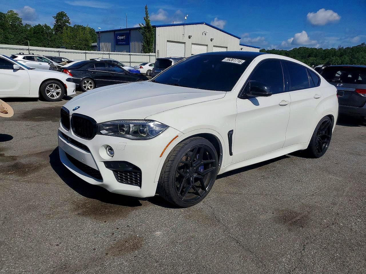 2015 BMW X6 M