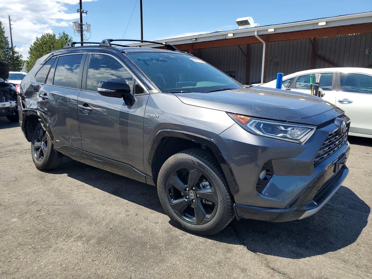 2021 TOYOTA RAV4 XSE — снимка 4