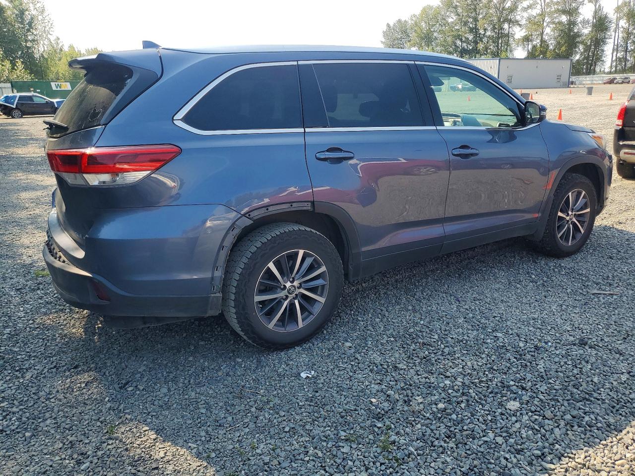 2019 TOYOTA HIGHLANDER XLE — снимка 3