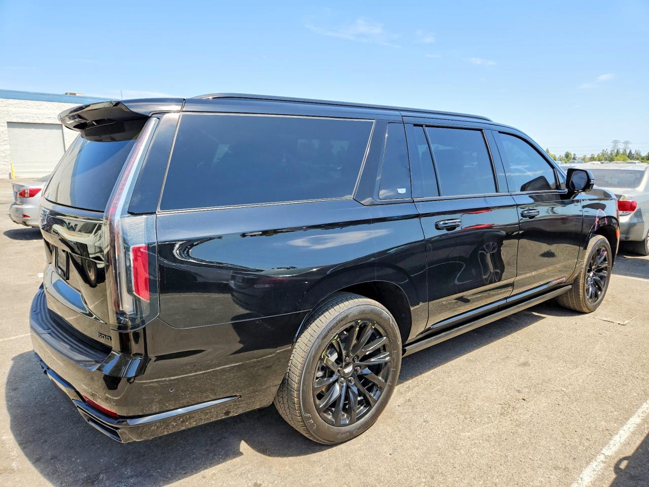 2024 CADILLAC ESCALADE ESV SPORT PLATINUM — снимка 4
