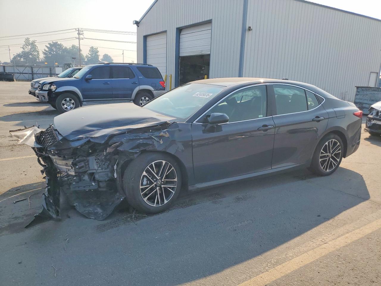 2026 TOYOTA CAMRY XLE