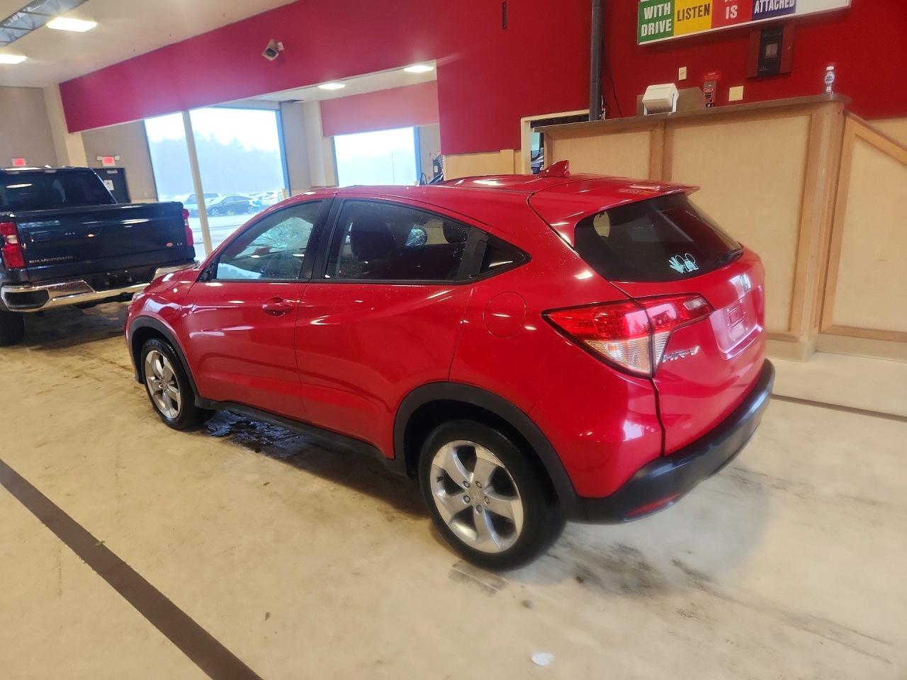 2018 HONDA HR-V LX — снимка 2