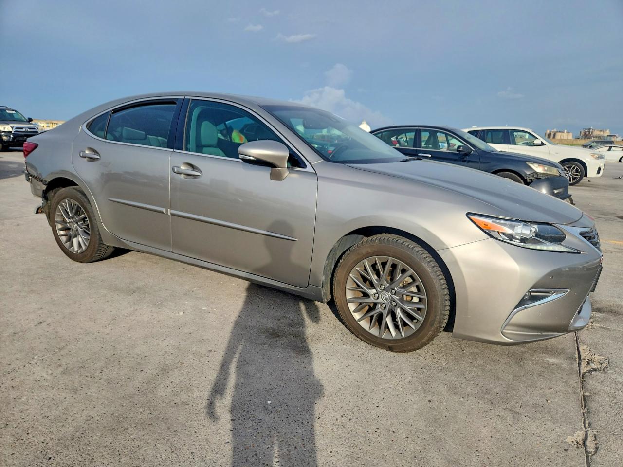 2018 LEXUS ES 350 — снимка 4