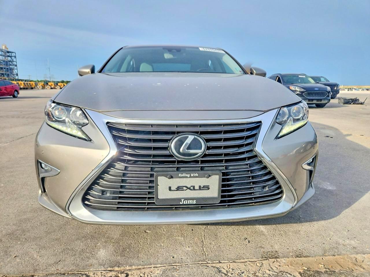 2018 LEXUS ES 350 — снимка 5