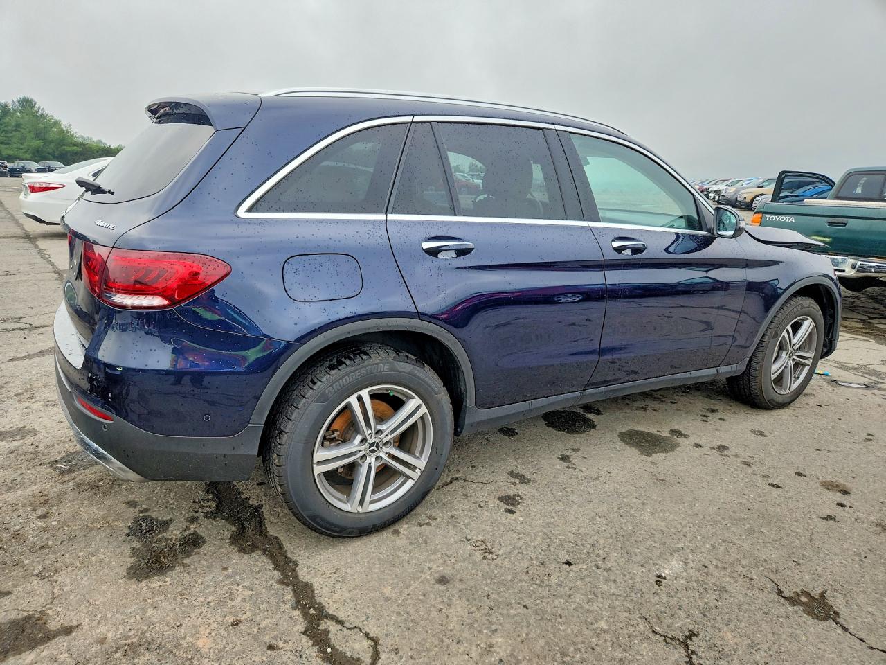 2021 MERCEDES-BENZ GLC 300 4MATIC — снимка 3