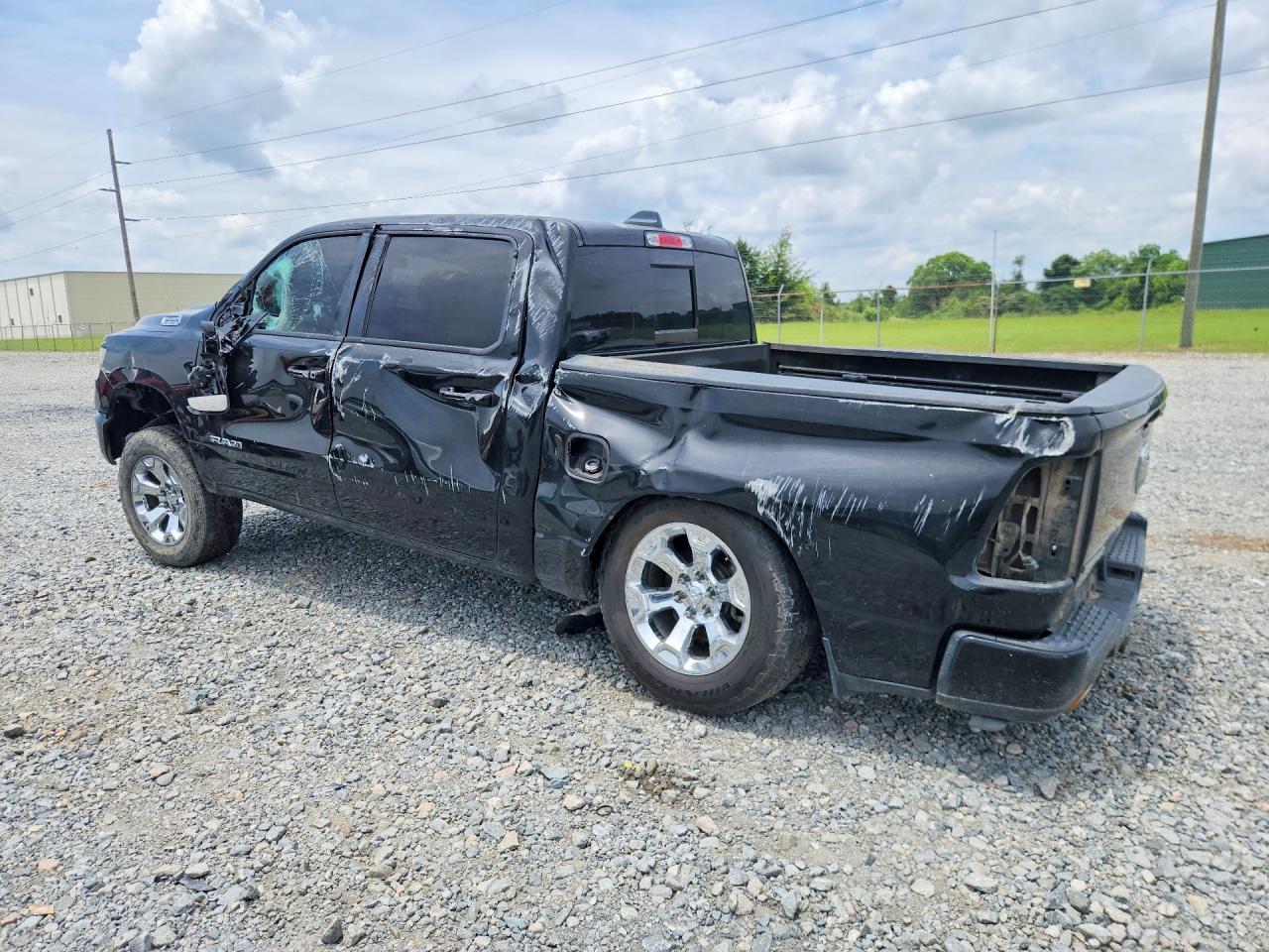 2019 RAM 1500 BIG HORN — снимка 2