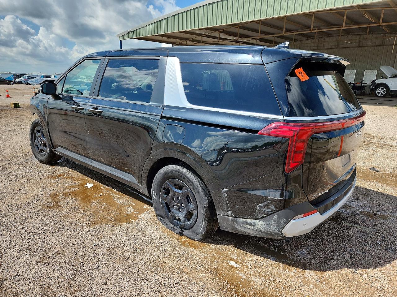 2026 KIA CARNIVAL LXS — снимка 2