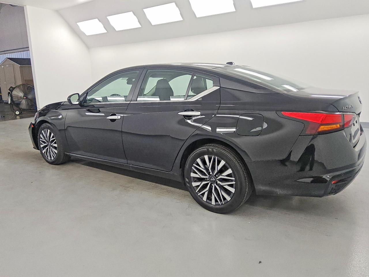 2025 NISSAN ALTIMA SV — снимка 2