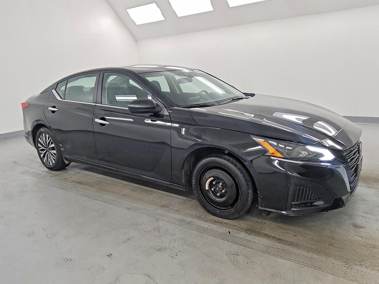2025 NISSAN ALTIMA SV — снимка 4