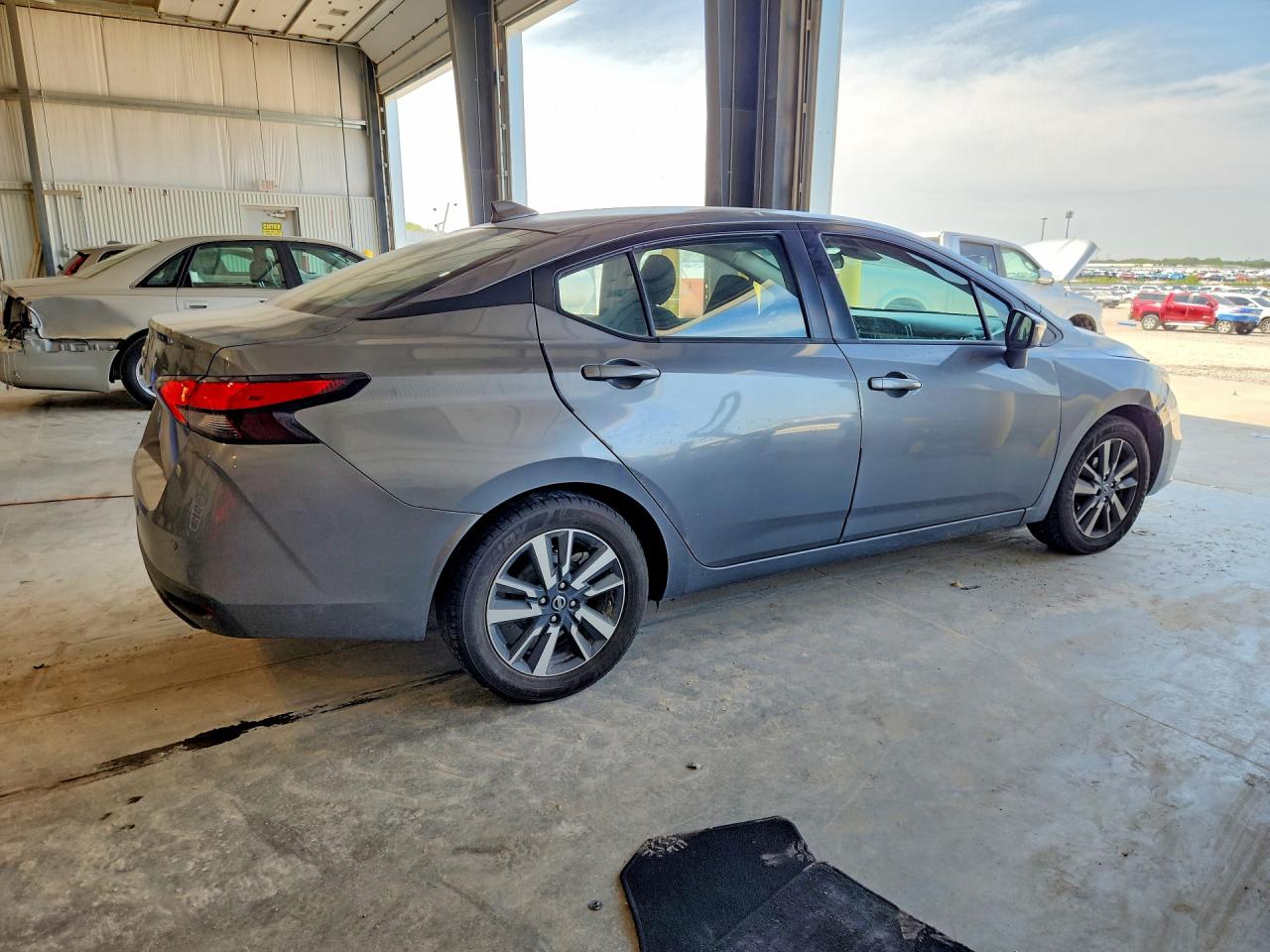 2021 NISSAN VERSA SV — снимка 3