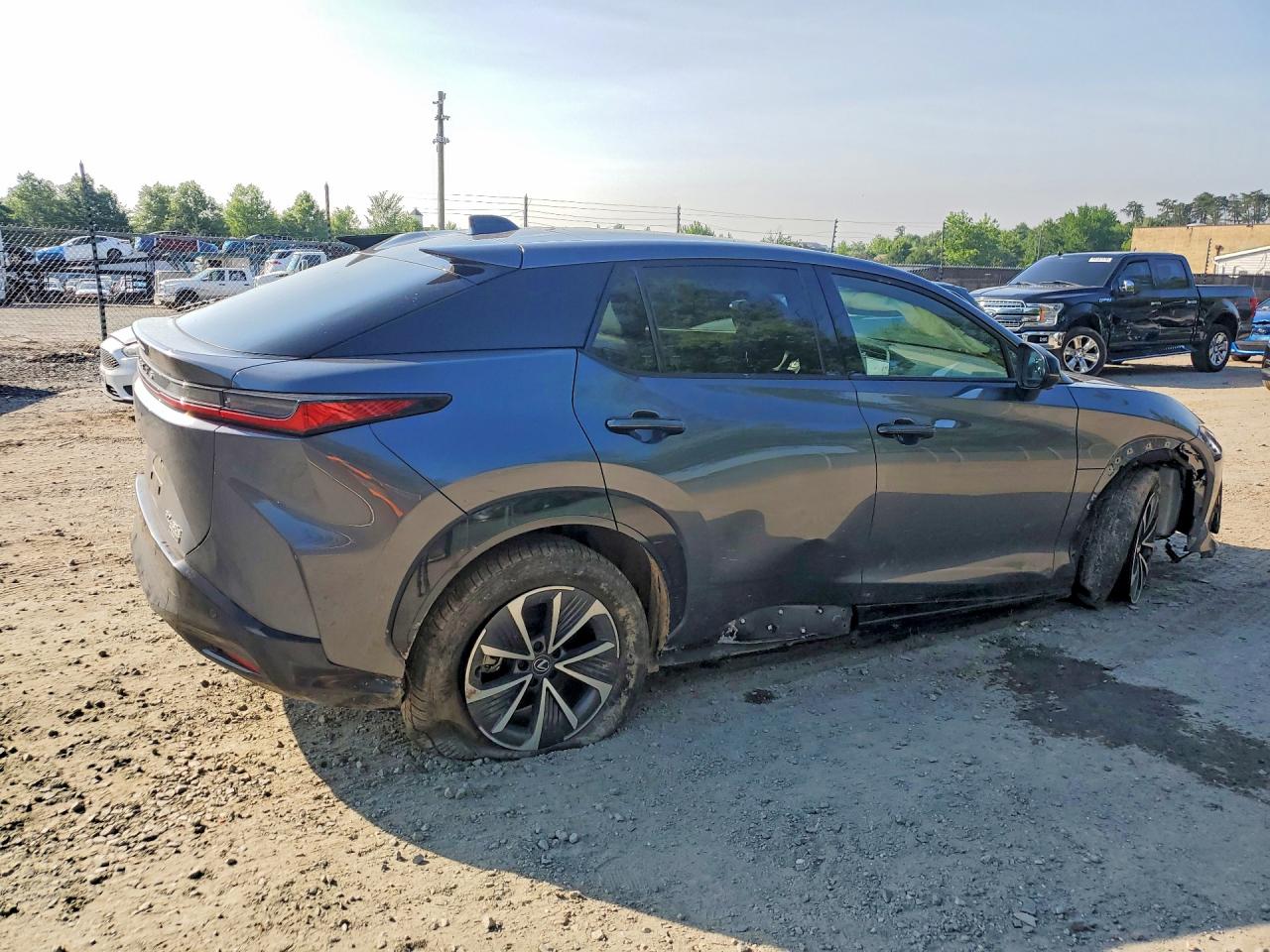 2024 LEXUS RZ 450E — снимка 3