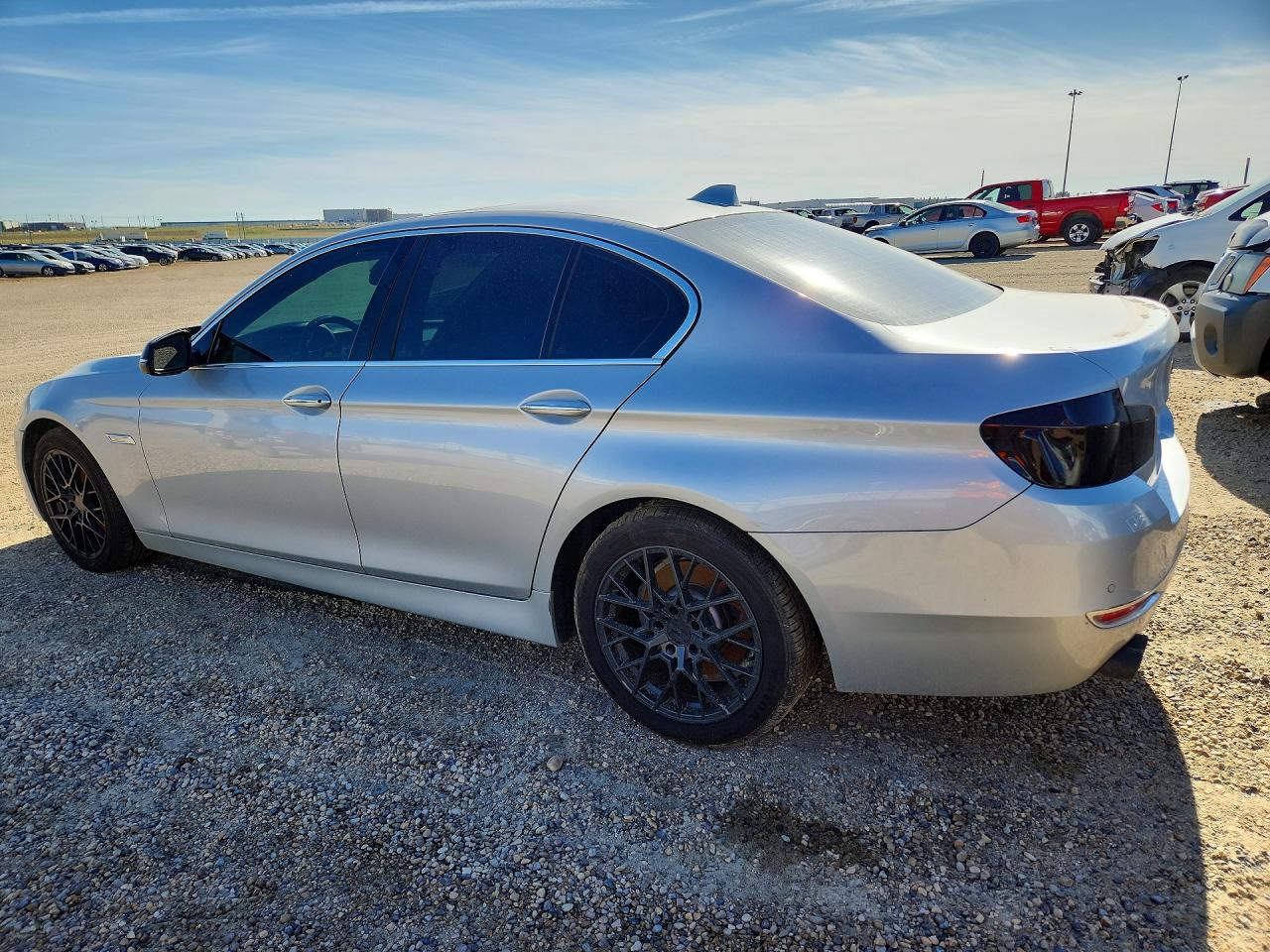 2016 BMW 528 XI — снимка 2
