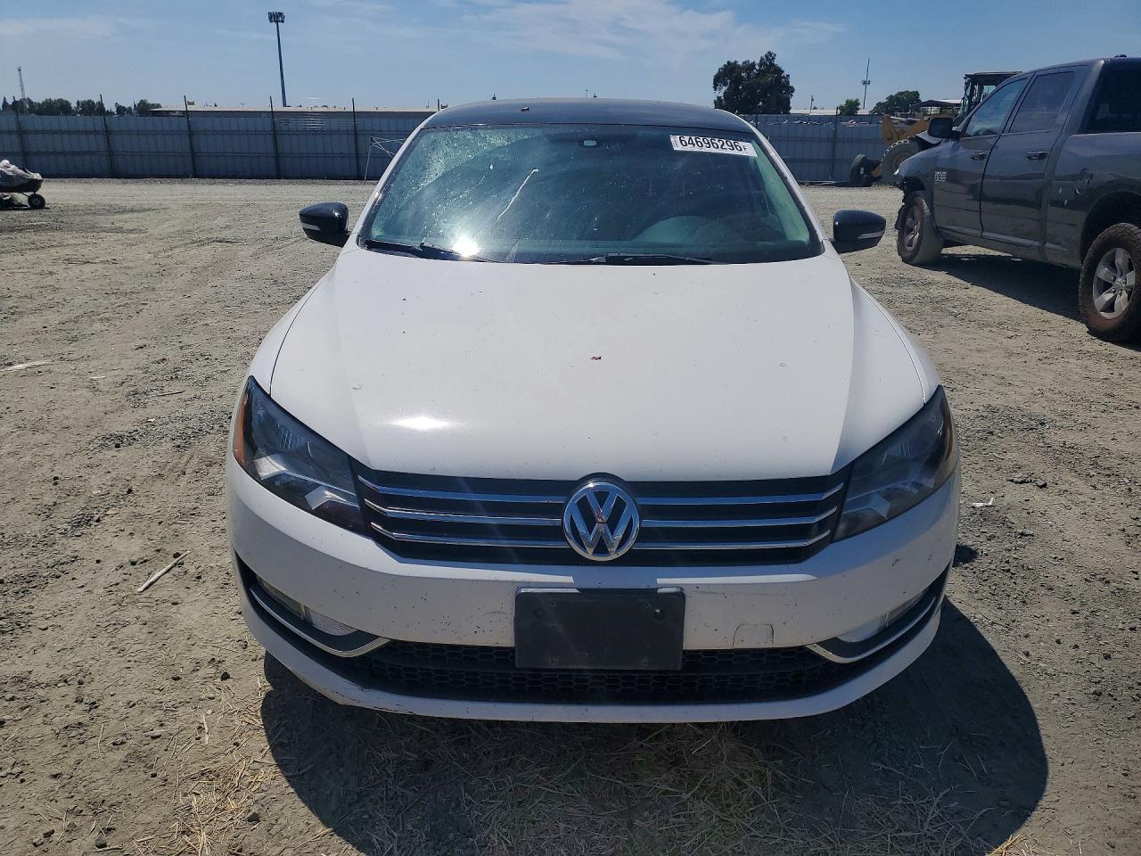 2015 VOLKSWAGEN PASSAT SE — снимка 5