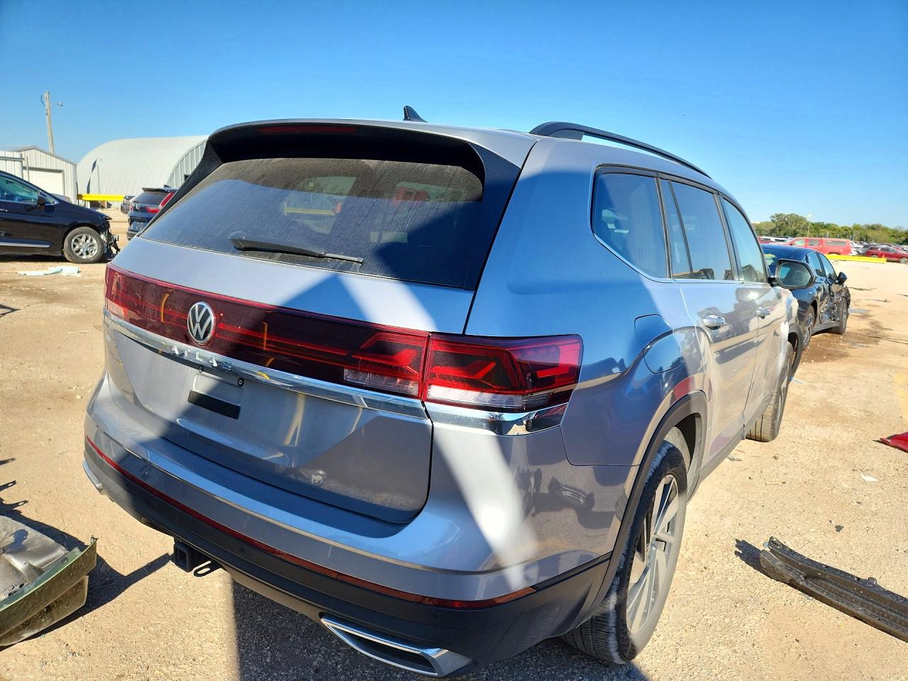 2026 VOLKSWAGEN ATLAS SE — photo 3