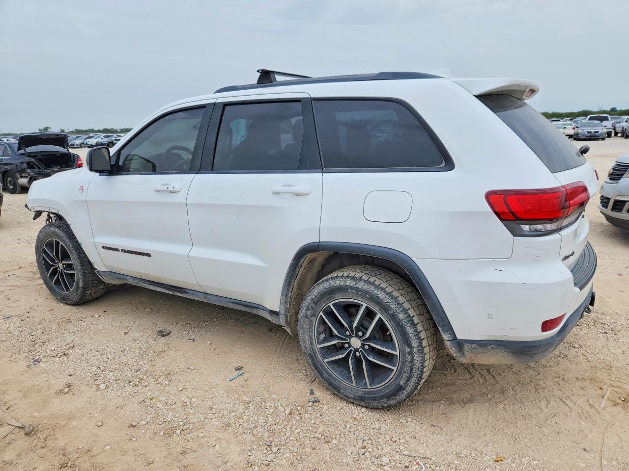 2017 JEEP GRAND CHEROKEE TRAILHAWK — снимка 2