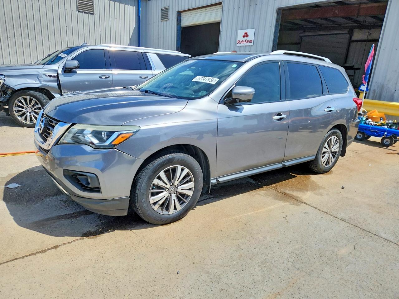 2017 NISSAN PATHFINDER SL