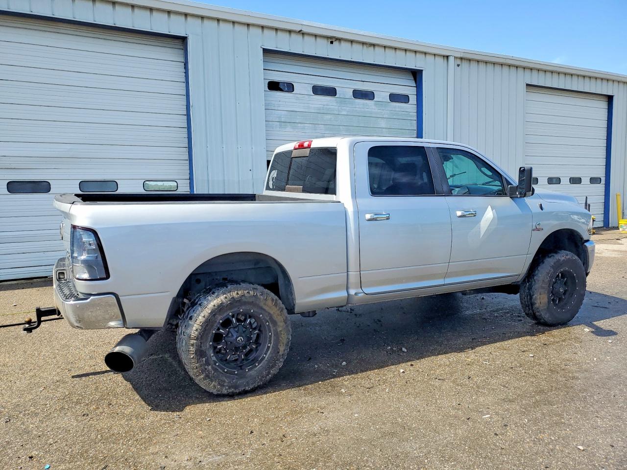 2016 RAM 2500 SLT — снимка 3