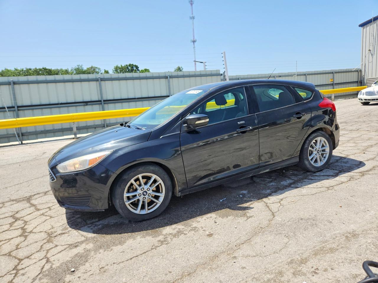2015 FORD FOCUS SE