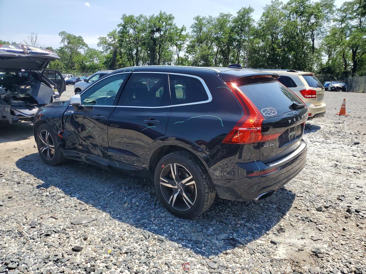 2019 VOLVO XC60 T8 R-DESIGN — снимка 2